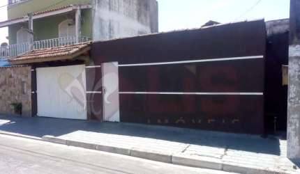 Encante-se com Este Espaço Excepcional: Seu Novo Lar Está Aqui! Casa térrea e ampla no bairro Poiar