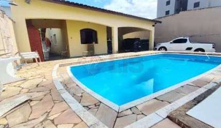 Casa à venda 3 Quartos, 1 Suite, 7 Vagas, 285M², Prainha, Caraguatatuba - SP