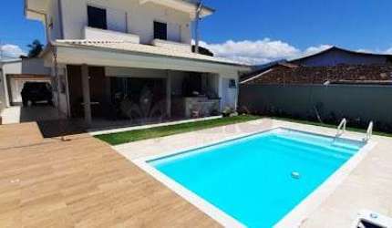 Casa à venda 4 Quartos, 1 Suite, 300M², Jardim Britânia, Caraguatatuba - SP