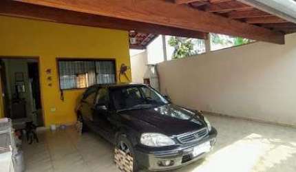 Casa térrea, apenas 400m da praia do Porto Novo com escritura definitiva