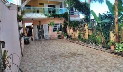 Casa à venda 5 Quartos, 5 Suites, 4 Vagas, 300M², Massaguaçu, Caraguatatuba - SP