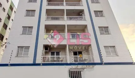 Apartamento localizado no bairro de Martim de Sá, apenas 100 metros da orla .