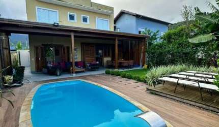 Casa à venda 3 Quartos, sdo 3 Suites, Piscina, 287.5M², Massaguaçu, Caraguatatba - SP