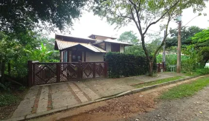 Casa no Massaguçu, cheia de charme, aceita permuta
