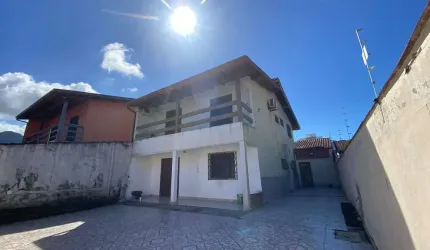 Casa à venda 5 Quartos, 1 Suite, 6 Vagas, 199M², Martim de Sá, Caraguatatuba - SP