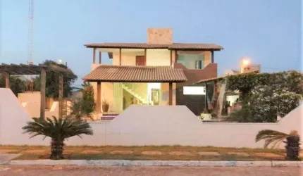 Casa Duplex em Condomínio Fechado