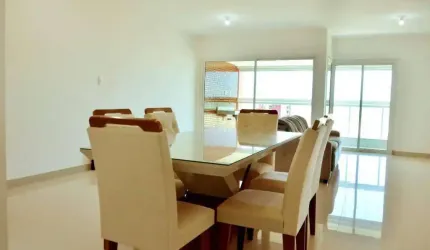Apartamento amplo com vista para o mar