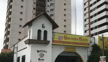 Ótimo ponto comercial na Rua Arauá