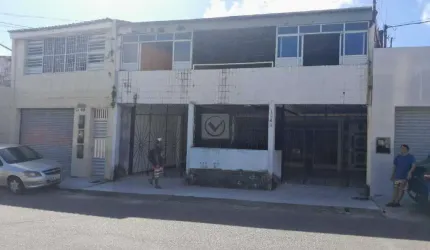 Casa no Bairro Centro para ponto de comercio.