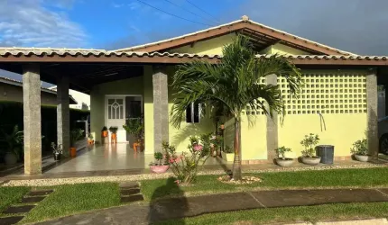 Casa no Condominio Portal dos Corais