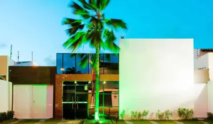 Oportunidade Imperdível: Imóvel Comercial Mobiliado em Localização Nobre