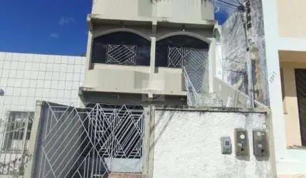 Casa para aluguel no pavimento superior, com 3 quartos, 3 suítes, Cirurgia - Aracaju/SE