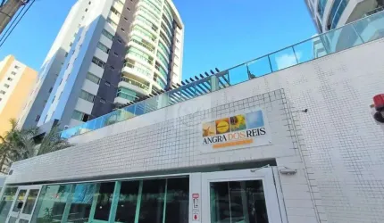 Apartamento à Venda no Condomínio Angra dos Reis