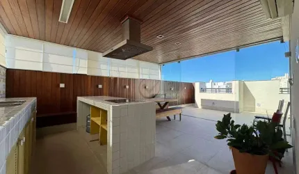 Apartamento Cobertura a Venda no Condomínio Tyrol