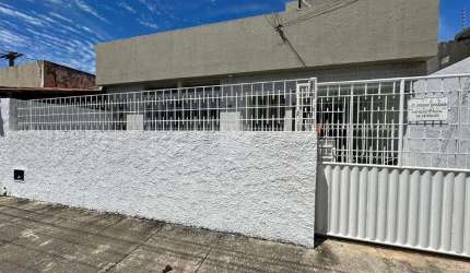 Casa Comercial para aluguel, 3 quartos, 2 suítes, 3 vagas, São José - Aracaju/SE