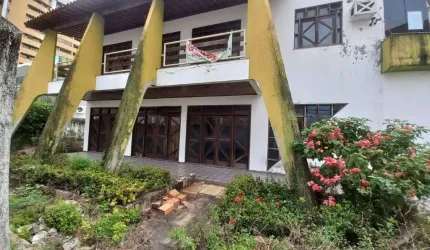 Casa no Bairro Garcia/Jardins,