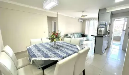 Apartamento à Venda na Deslumbrante Praia de Bombinhas!
