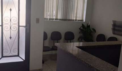 SOBRADO COM 7 SALAS COM COPA COZINHA