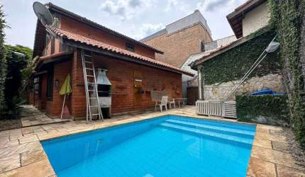 Casa para locação com 360 metros no residencial 9 em Alphaville