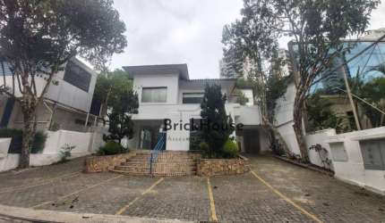 Casa com 8 dormitórios para alugar, 700 m² por R$ 30.800,00/mês - Pacaembu - São Paulo/SP