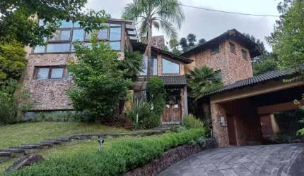 Casa 05 Dorm. à venda no Bairro Don Felipe com 362 m² de área privativa - 4 vagas de garagem