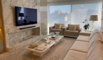 Apartamento 03 Dorm. à venda no Bairro Centro com 140 m² de área privativa - 2 vagas de garagem