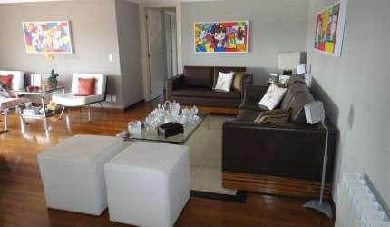 Apartamento 03 Dorm. à venda no Bairro Avenida Central com 160 m² de área privativa - 2 vagas de garagem