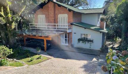 Casa 03 Dorm. à venda no Bairro Ipê Amarelo com 205 m² de área privativa - 1 vaga de garagem