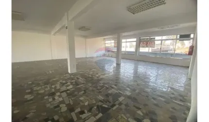 “Aluguel: Sala  com 240 m Comercial Av. Tiradentes'