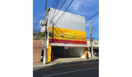 PRÉDIO COMERCIAL MARAVILHOSO NO CENTRO