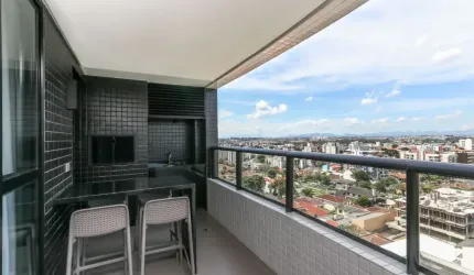 Lindo apartamento no Bairro Bacacheri com Bairro Cabral