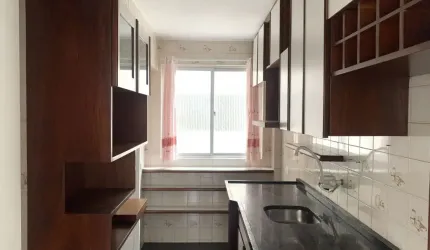 Oportunidade de apartamento no Bairro Água Verde 2 quartos sendo.1 suíte