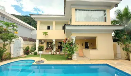 Casa com 4 dormitórios à venda, 300 m² por R$ 1.790.000,00 - Praia do Pernambuco - Guarujá/SP