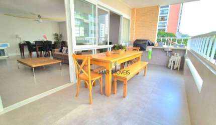 Apartamento em excelente localização a 50 metros da praia das Pitangueiras no Guarujá!