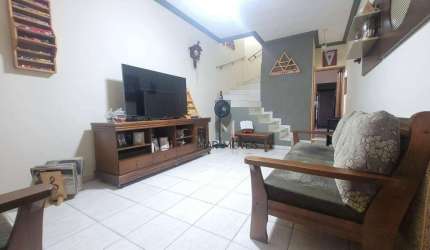 Casa com 3 dormitórios à venda, 102 m²  Úteis - 2 vagas - Asturias - Guarujá/SP