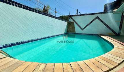 Apartamento à venda na Praia da Enseada com Lazer.