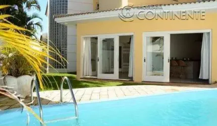 Casa com 3 quartos à venda na Travessa América, 68, Coqueiros, Florianópolis por R$ 2.400.000