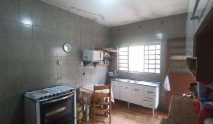 Casa para Venda em Salto, Jardim São Judas Tadeu, 3 dormitórios, 2 banheiros, 2 vagas