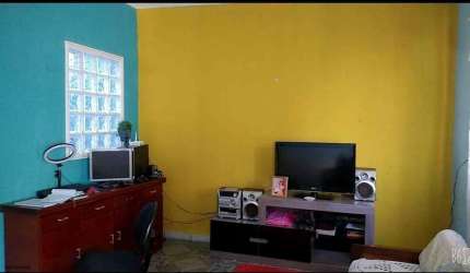 Casa para Venda em Salto, Santa Eefigenia, 2 dormitórios, 1 suíte, 1 banheiro, 2 vagas