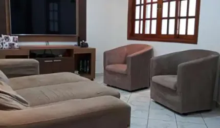 Casa para Venda em Itu, São Luiz, 3 dormitórios, 1 suíte, 2 banheiros, 2 vagas