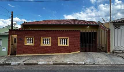 Casa para Venda em Tatuí, Vila Doutor Laurindo, 3 dormitórios, 2 suítes, 4 banheiros, 4 vagas