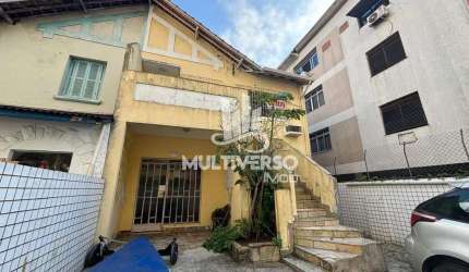 Sobrado à venda, 4 quartos no bairro José Menino em Santos