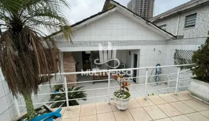 Casa à venda, 4 quartos no bairro Aparecida em Santos