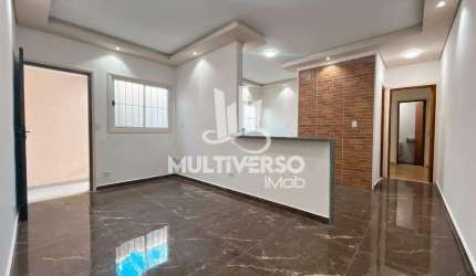 Casa 2 dormitórios no Caiçara toda reformada