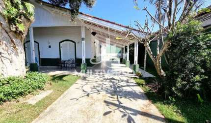 CASA ISOLADA E MOBILIADA NO JARDIM IMPERADOR