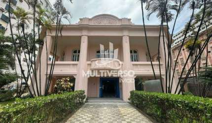 Casa para aluguel, 6 quartos no bairro Gonzaga em Santos