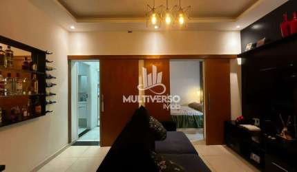 Apartamento Reformado na Vila Mathias, 2 Dormitórios – 40m² | 1º Andar