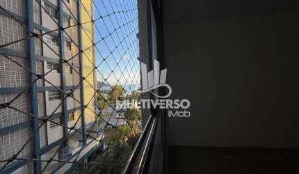 Apto na orla da praia - 2 Dorm. - dep. Empregada