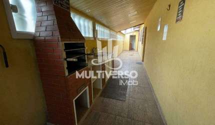 Casa de esquina com boa localização zona 1