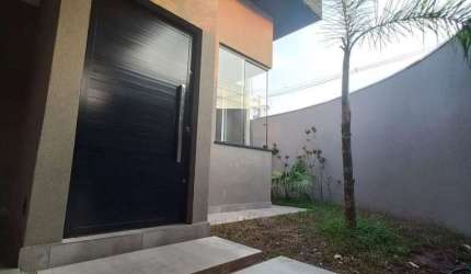 LINDA CASA DE ESQUINA ! ! !